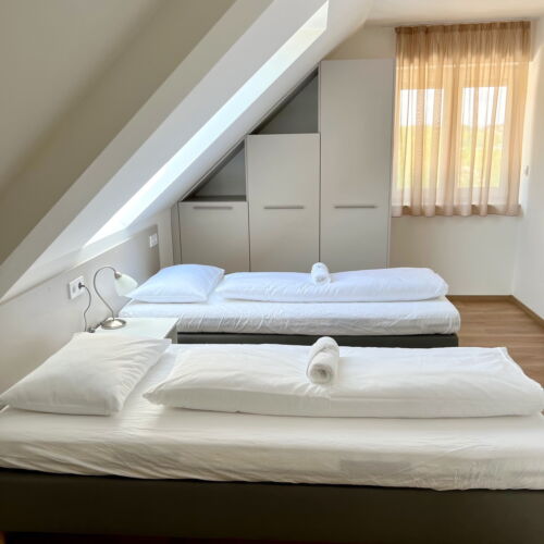 Apartman pro 2 os. s 1 ložnicí s panoramou na poschodí