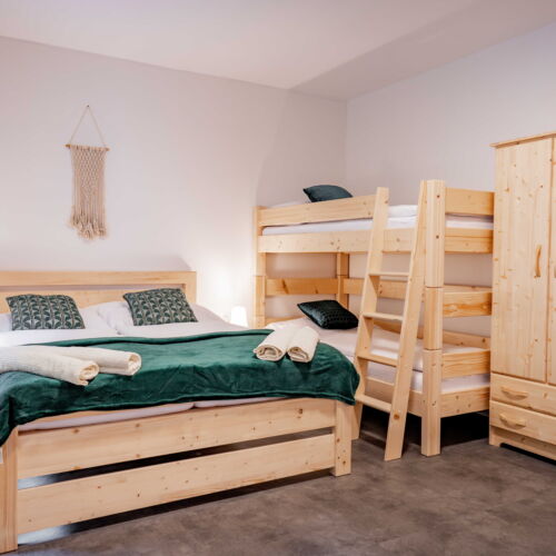 Apartman se sprchou s vlastní kuchyňkou pro 4 os.