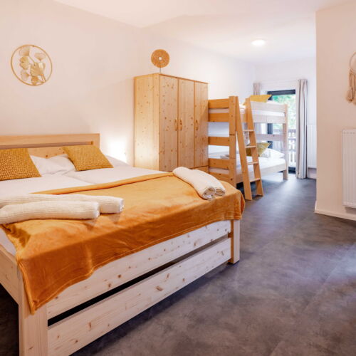 Apartman se sprchou s vlastní kuchyňkou pro 4 os.