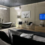 Exclusive 1-Room Suite for 2 Persons with Bathtub