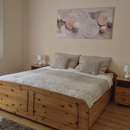 Whole House Family Apartment for 4 Persons (extra beds available)