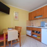 Classic 2-Room Air Conditioned Apartment for 3 Persons