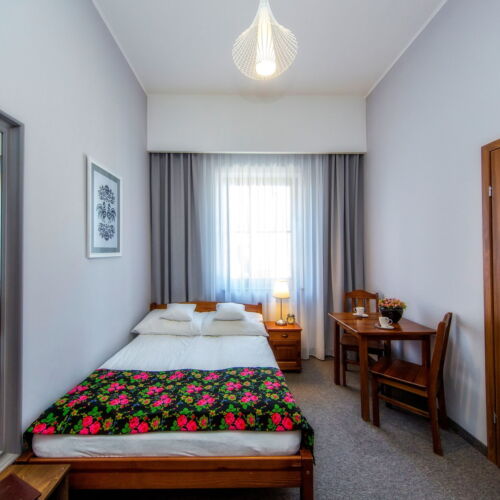 Economy Pokoj s manželskou postelí v přízemí