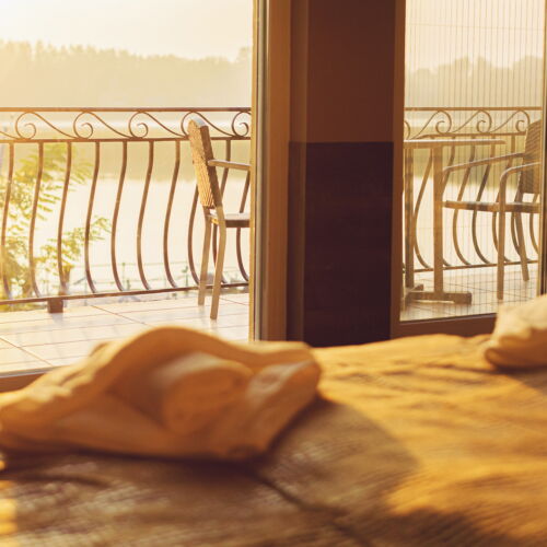 Vilă întreaga unitate cu vedere spre râu pentru 6 pers. (se inchirieaza doar integral)