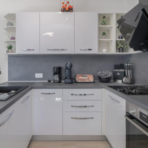 Apartament pentru 4 pers. (se inchirieaza doar integral)