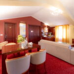 2-Room Suite for 4 Persons