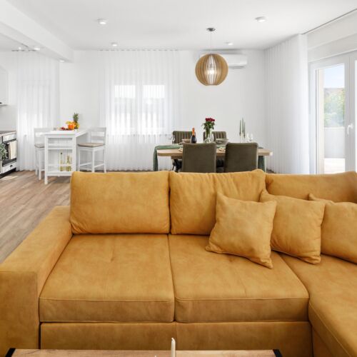 Casă de vară pentru 5 pers. (se inchirieaza doar integral)