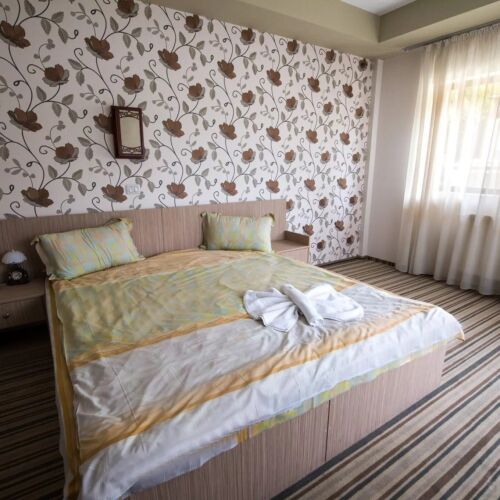 Camera dubla cu balcon (se poate solicita pat suplimentar)