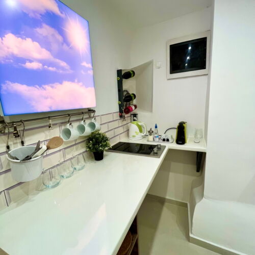 Apartament romantica cu cada pentru 2 pers. (se inchirieaza doar integral)