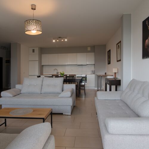 Apartament pentru 10 pers. (se inchirieaza doar integral)