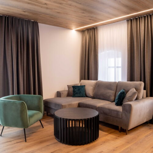 Apartment for 3 Persons with Shower and Kitchen (extra beds available)