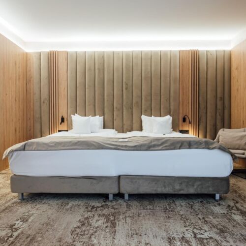 Camera dubla superior