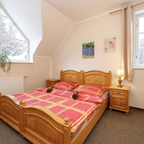 Upstairs Triple Room with Shower