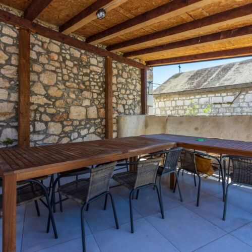 Family Holiday Home for 14 Persons with Terrace