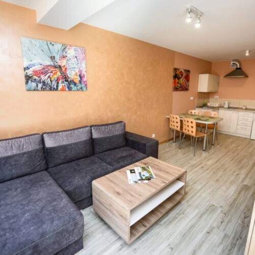 Apartament 4-osobowy 