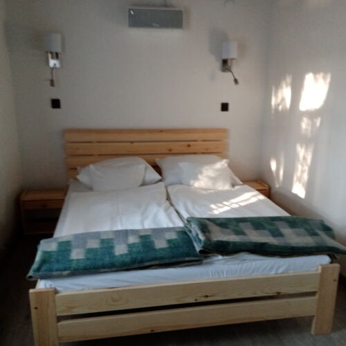 Camera dubla classic la etaj