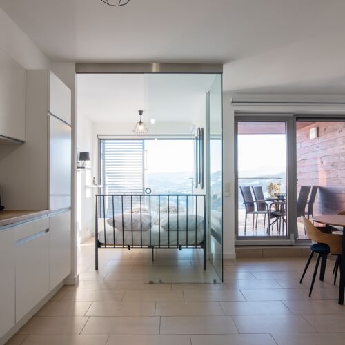 Apartament pentru 4 pers. (se inchirieaza doar integral)