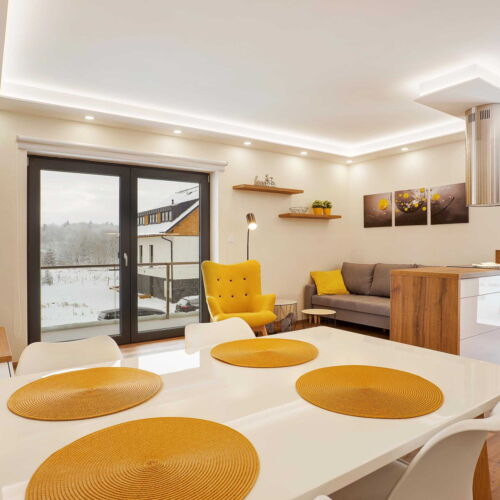 Apartman se sprchou s privátní koupelnou mimo apartmán pro 4 os. (s možností přistýlky)