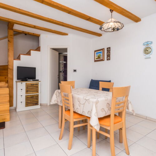 Domek całoroczny 3-osobowy Standard z widokiem na ogród