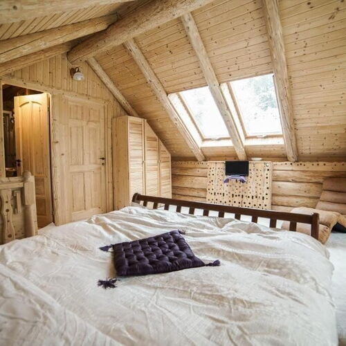 Cabană pentru 4 pers. (se inchirieaza doar integral)