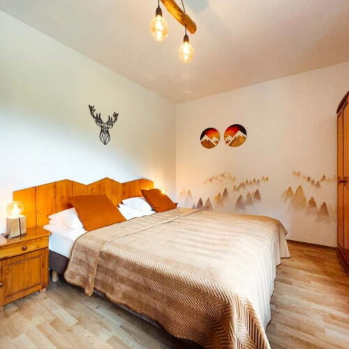 Double Room (extra beds available)
