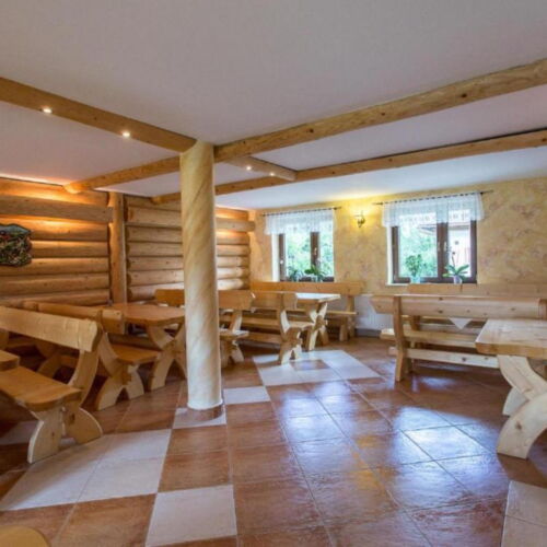 Pokój 3-osobowy z balkonem z widokiem na góry