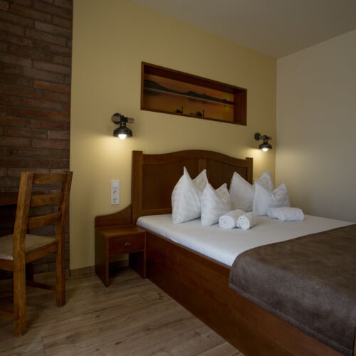 Apartament premium cu balcon cu 2 camere pentru 6 pers. (se poate solicita pat suplimentar)