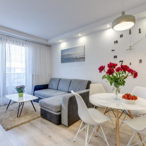 Apartament pentru 4 pers. (se inchirieaza doar integral)