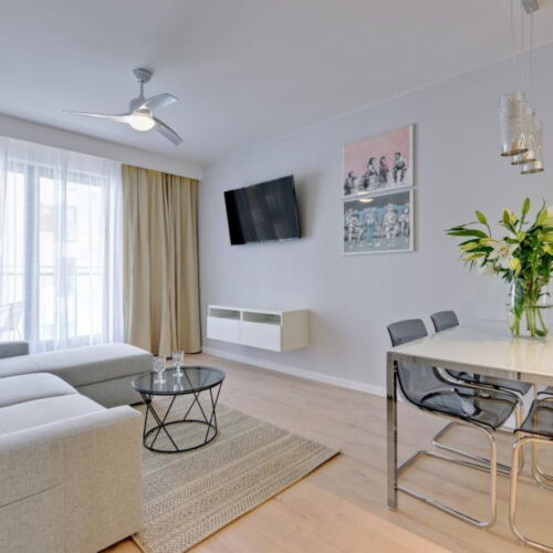 Apartament pentru 4 pers. (se inchirieaza doar integral)