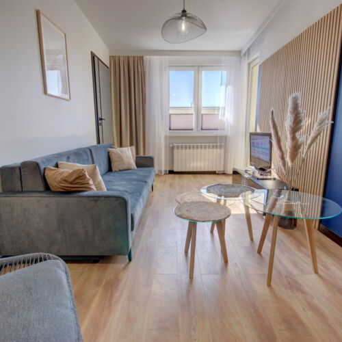 Apartament 4-osobowy z balkonem z własną kuchnią z 2 pomieszczeniami sypialnianymi