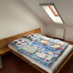 Standard 2-Zimmer-Apartment für 4 Personen im Dachgeschoss