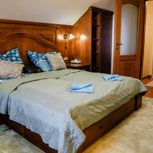Romantic Family Summer House for 8 Persons (extra beds available)