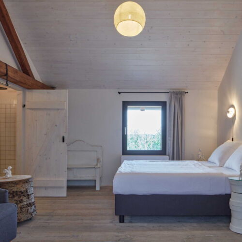 Pokój 3-osobowy z prysznicem z klimatyzacją (możliwa dostawka)