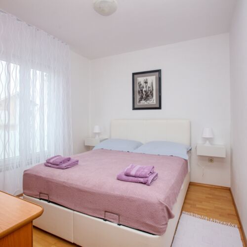 Apartament 4-osobowy z klimatyzacją z widokiem na morze z 1 pomieszczeniem sypialnianym A-15320-e