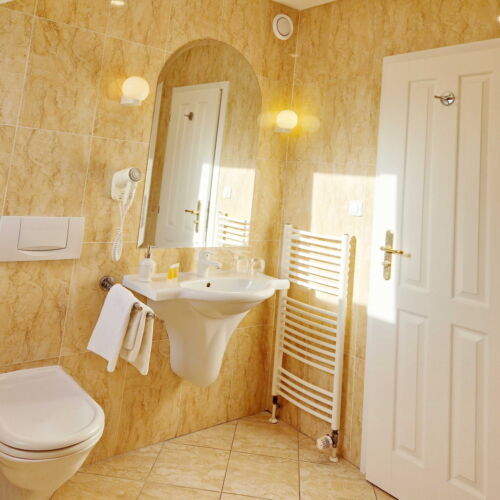 Zweibettzimmer (Zusatzbett möglich)