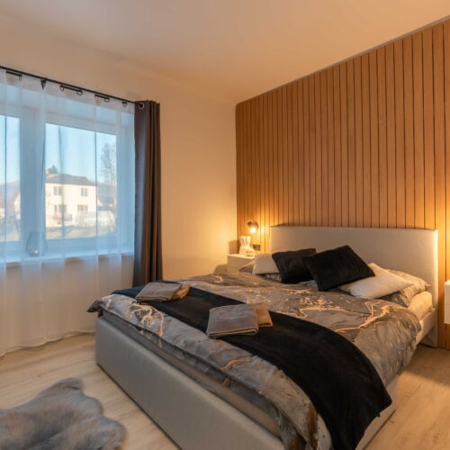 Apartman se sprchou s privátní koupelnou mimo apartmán pro 6 os.