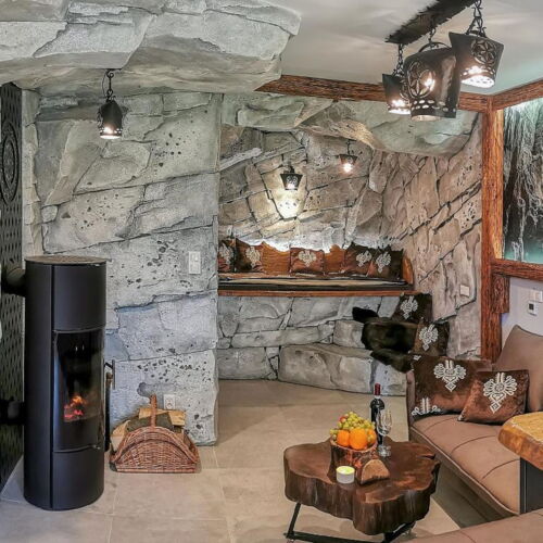 Apartament studio design cu 1 camera pentru 3 pers.