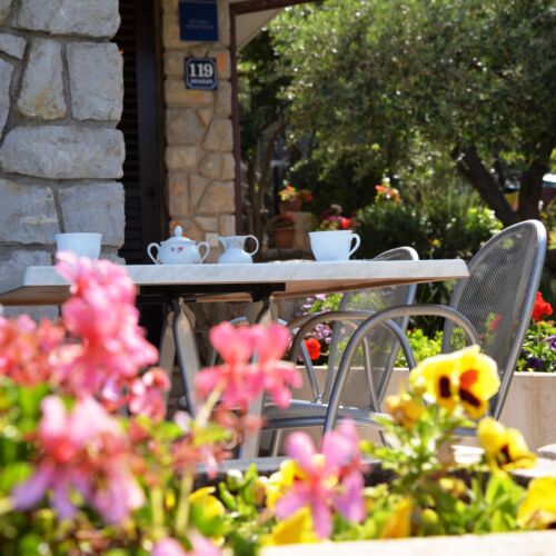 Apartament cu aer condiționat cu vedere spre mare cu 1 camera pentru 3 pers. A-7876-c