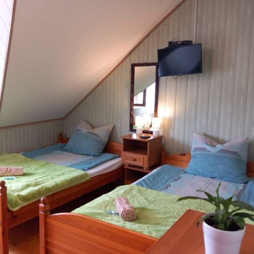 Pokój 5-osobowy na piętrze z widokiem na góry