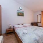 Apartman s klimatizací s balkónem pro 3 os. s 1 ložnicí AS-20041-b