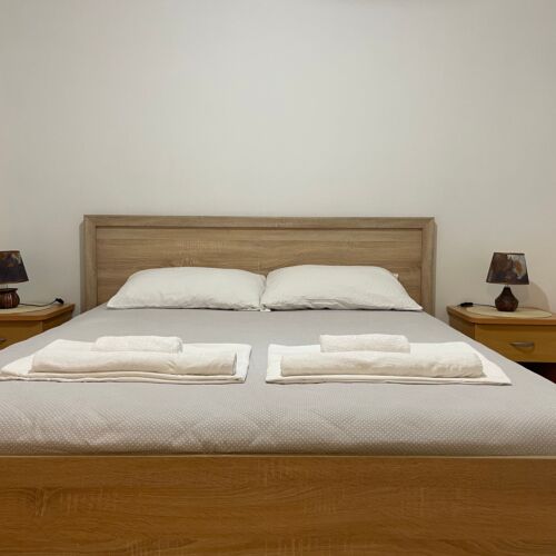 Apartament 4-osobowy z klimatyzacją z tarasem z 1 pomieszczeniem sypialnianym A-20094-b