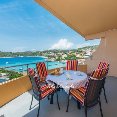 Sea View 2-Room Air Conditioned Apartment for 7 Persons A-20298-a