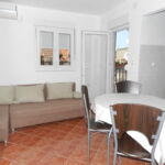 Apartments Branko Tisno