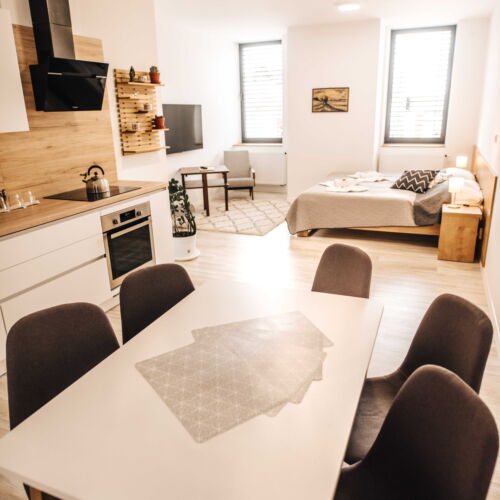 Apartament 5-osobowy Przyjazny podróżom rodzinnym z aneksem kuchennym z 2 pomieszczeniami sypialnianymi