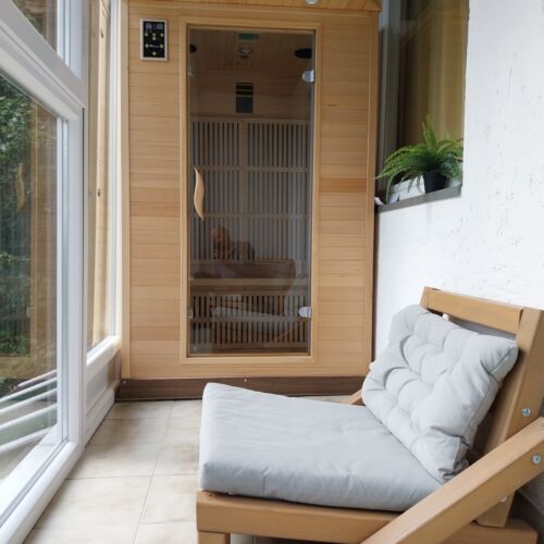 Mountain View Upstairs Apartment for 4 Persons