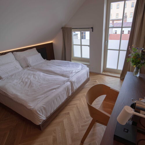 Air Conditioned Twin Room with Shower