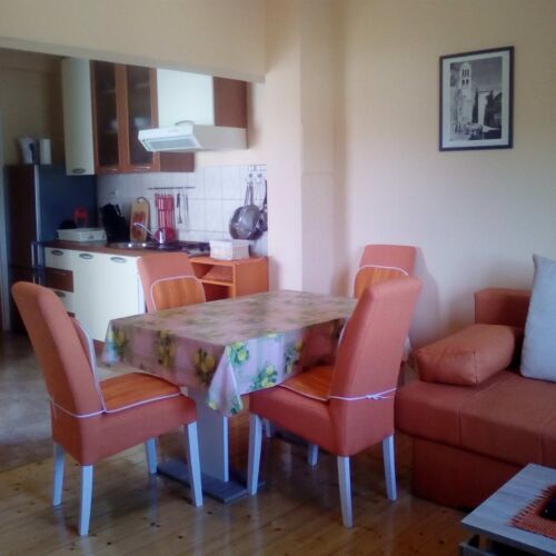 Apartament 4-osobowy z klimatyzacją na piętrze z 2 pomieszczeniami sypialnianymi