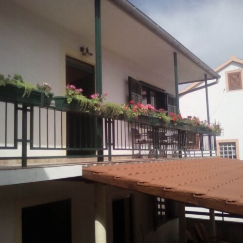 Apartament 4-osobowy z klimatyzacją na piętrze z 2 pomieszczeniami sypialnianymi