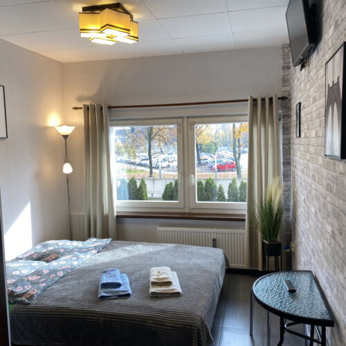 Pokój 2-osobowy z aneksem kuchennym z widokiem na miasto