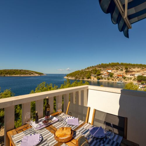 Apartament 4-osobowy z klimatyzacją z widokiem na morze z 2 pomieszczeniami sypialnianymi